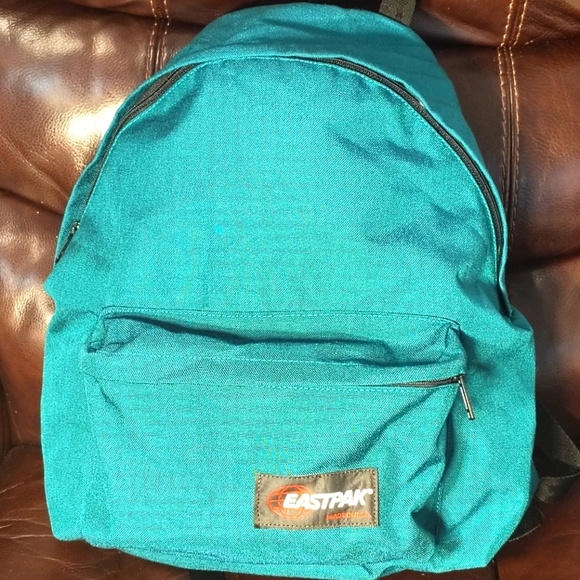 Vintage East Pack Green Backpack One Front Pocket Great Condition - Picture 1 of 6